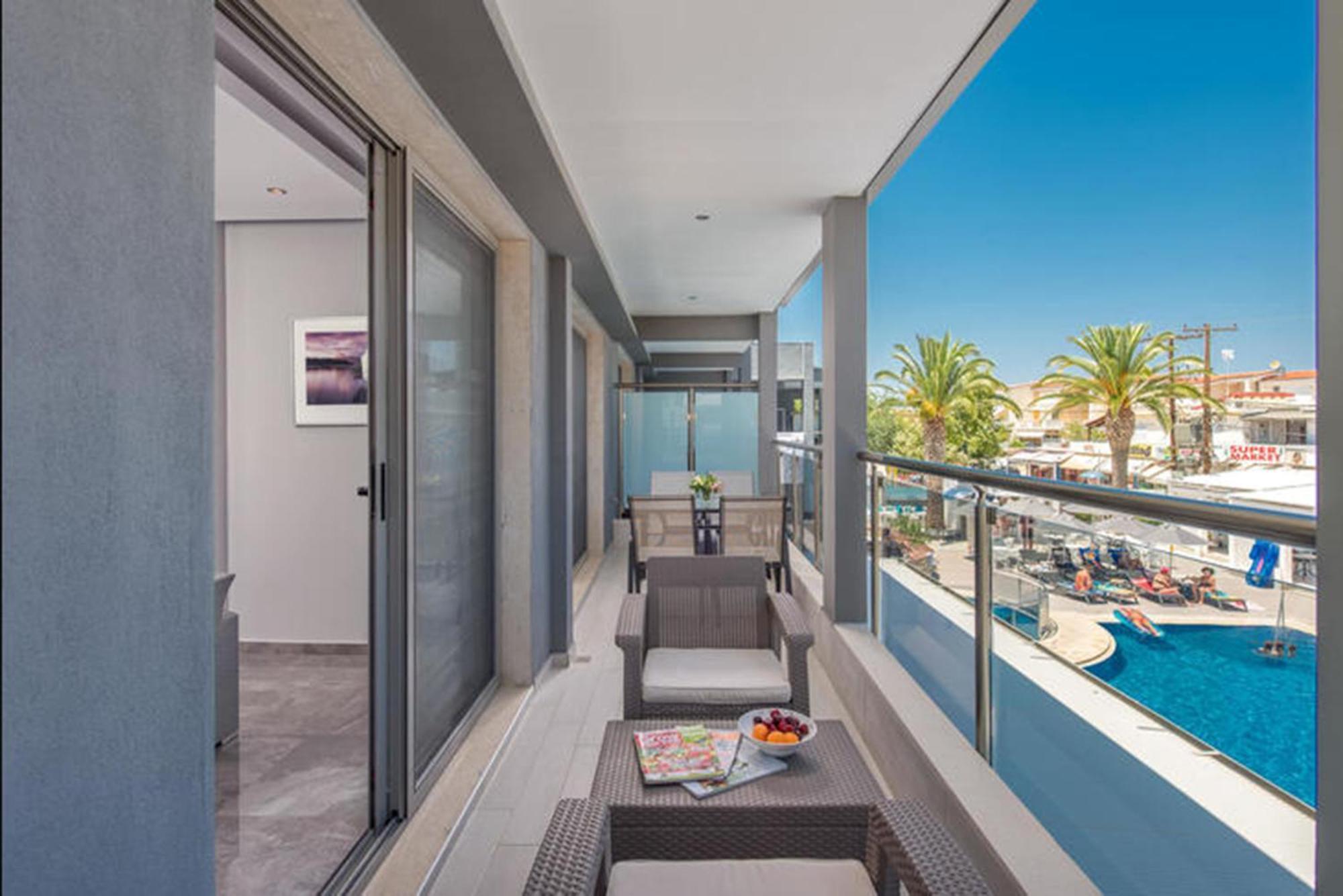 Dionysos Hotel & Suites Hanioti Esterno foto