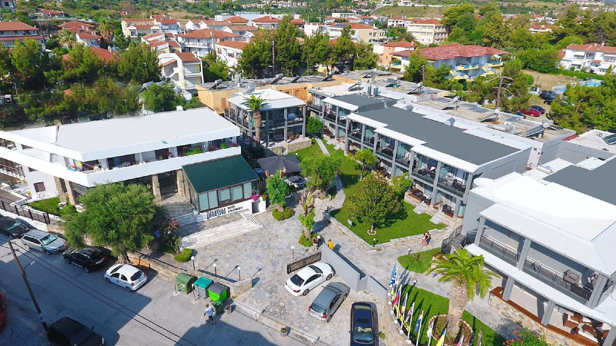 Dionysos Hotel & Suites Hanioti Esterno foto